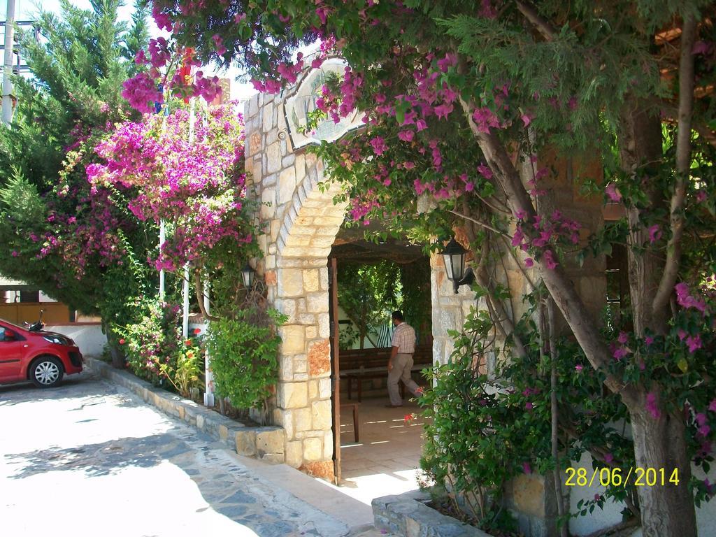 Kriss Otel Ortakent Exterior photo