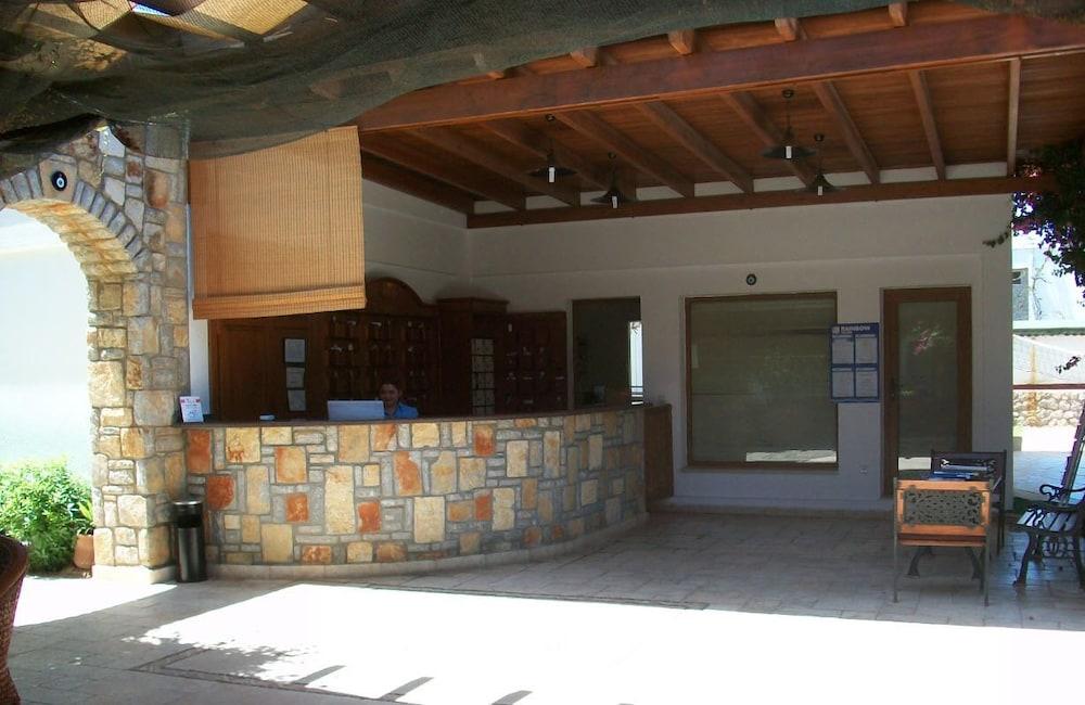 Kriss Otel Ortakent Exterior photo