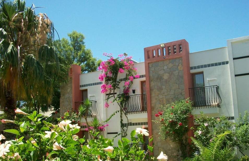 Kriss Otel Ortakent Exterior photo
