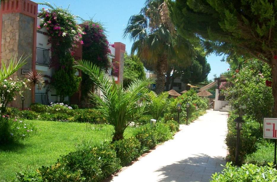 Kriss Otel Ortakent Exterior photo